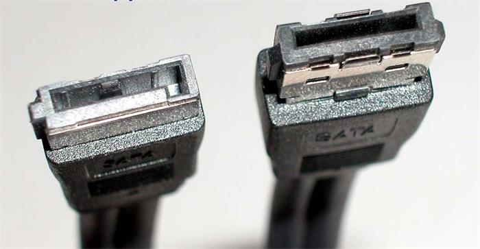 PremiumCord 0,5m kabel eSATA-SATA150/300 F/F